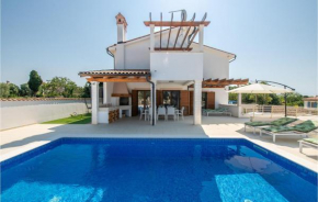 Gorgeous Home In Kavran